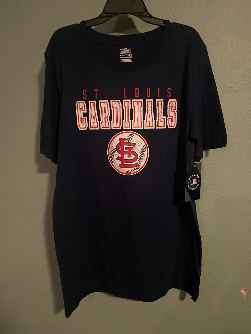 Genuine Merchandise Navy and Red MLB Logo T-Shirt Tag
